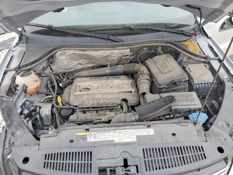 2016 VOLKSWAGEN TIGUAN S  