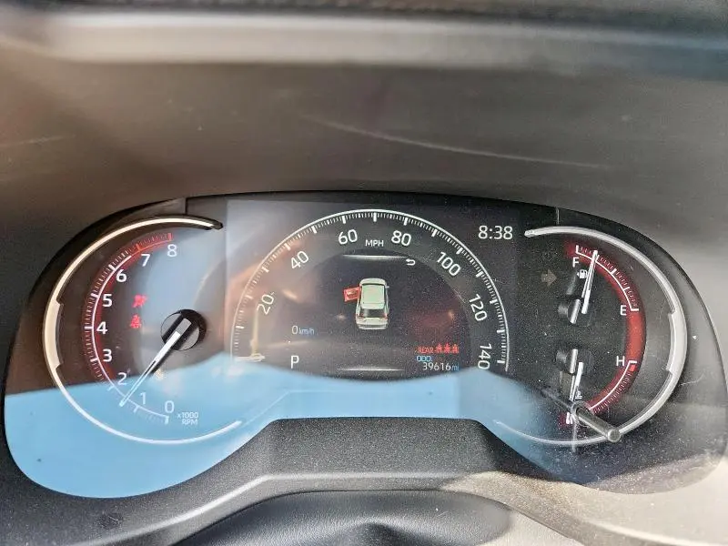 2023 TOYOTA RAV4 XLE  