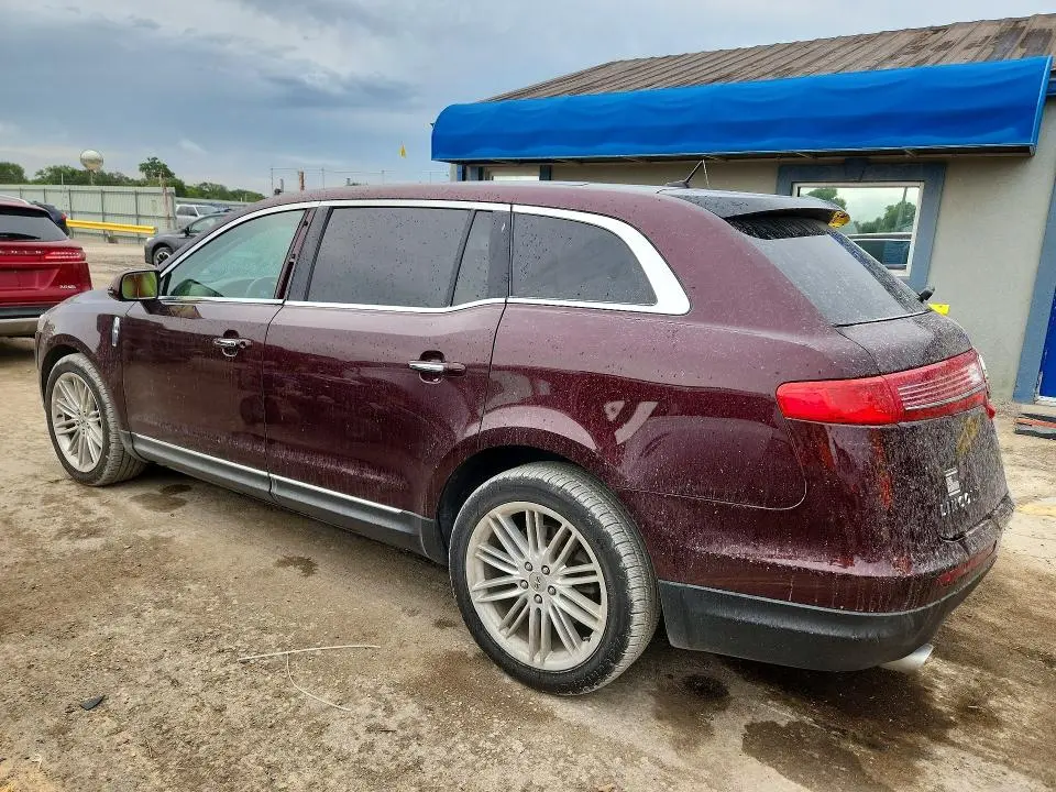 2018 LINCOLN MKT   