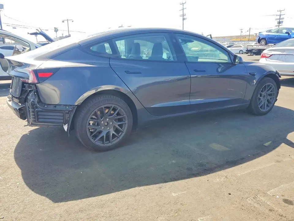 2025 TESLA MODEL 3   