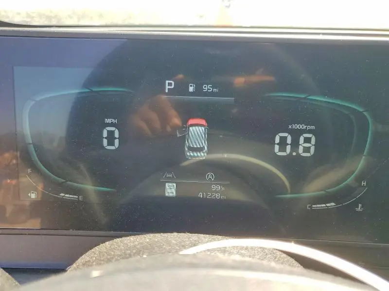2023 KIA SPORTAGE X LINE  