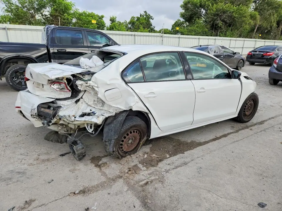 2014 VOLKSWAGEN JETTA BASE  