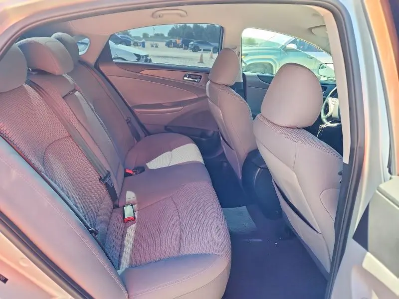 2014 HYUNDAI SONATA GLS  