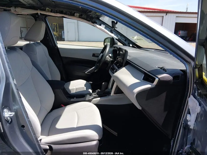 2025 TOYOTA COROLLA CROSS L