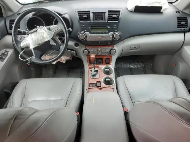 2010 TOYOTA HIGHLANDER LIMITED  