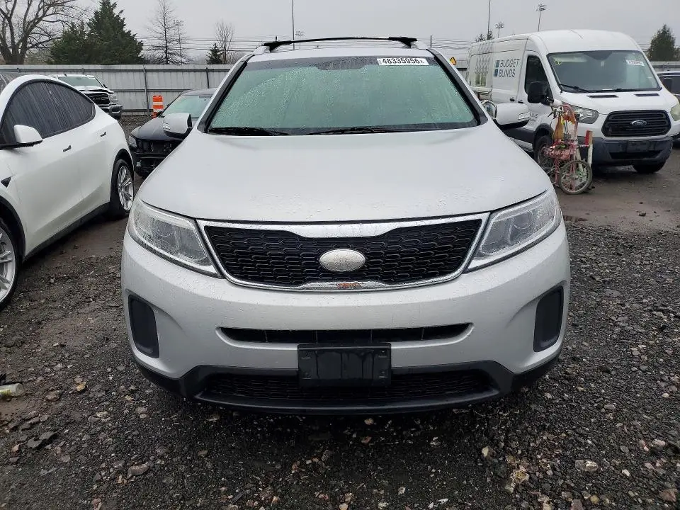 2014 KIA SORENTO LX  