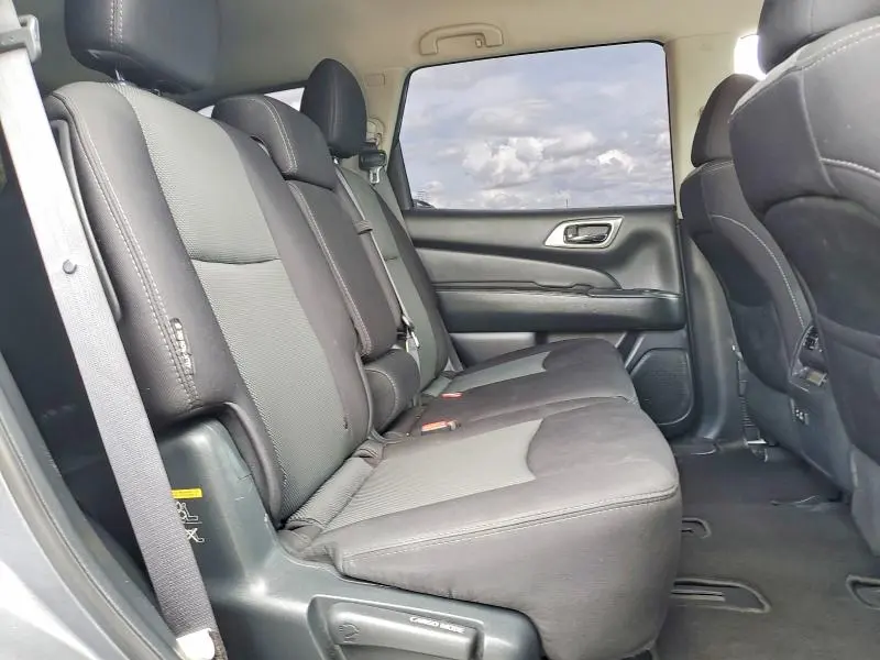 2020 NISSAN PATHFINDER SV  