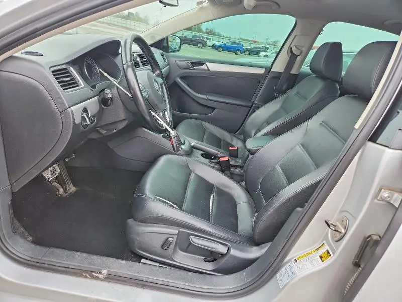 2014 VOLKSWAGEN JETTA SE  