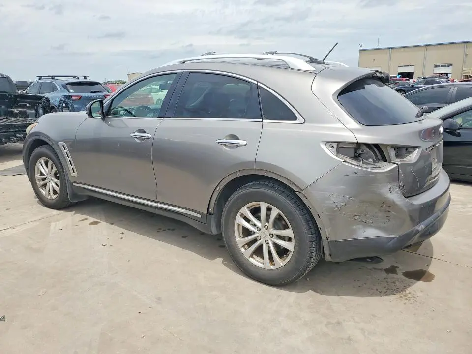 2010 INFINITI FX35 BASE  
