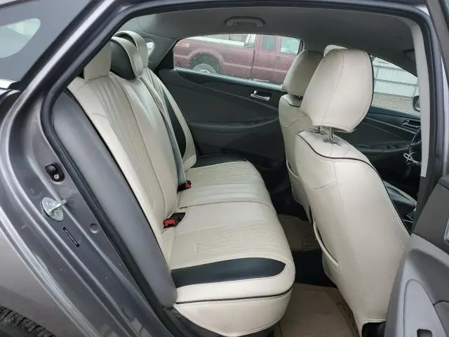2011 HYUNDAI SONATA SE  