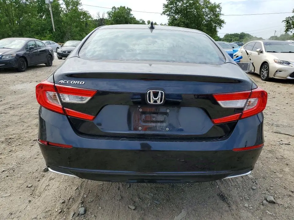 2018 HONDA ACCORD EX  