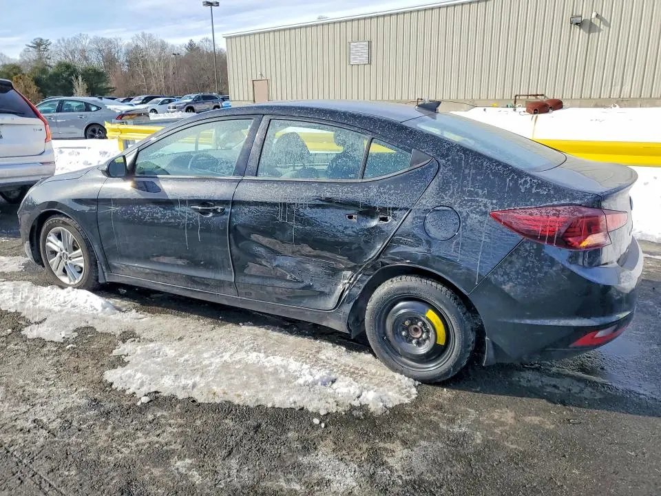 2020 HYUNDAI ELANTRA SEL  