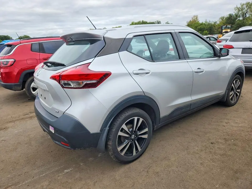 2018 NISSAN KICKS SV  