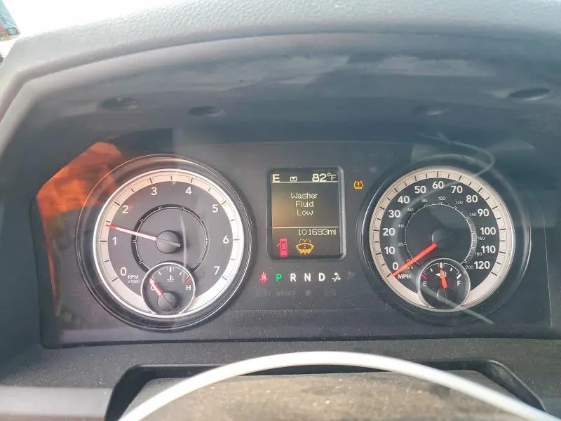 2017 RAM 1500 SLT  