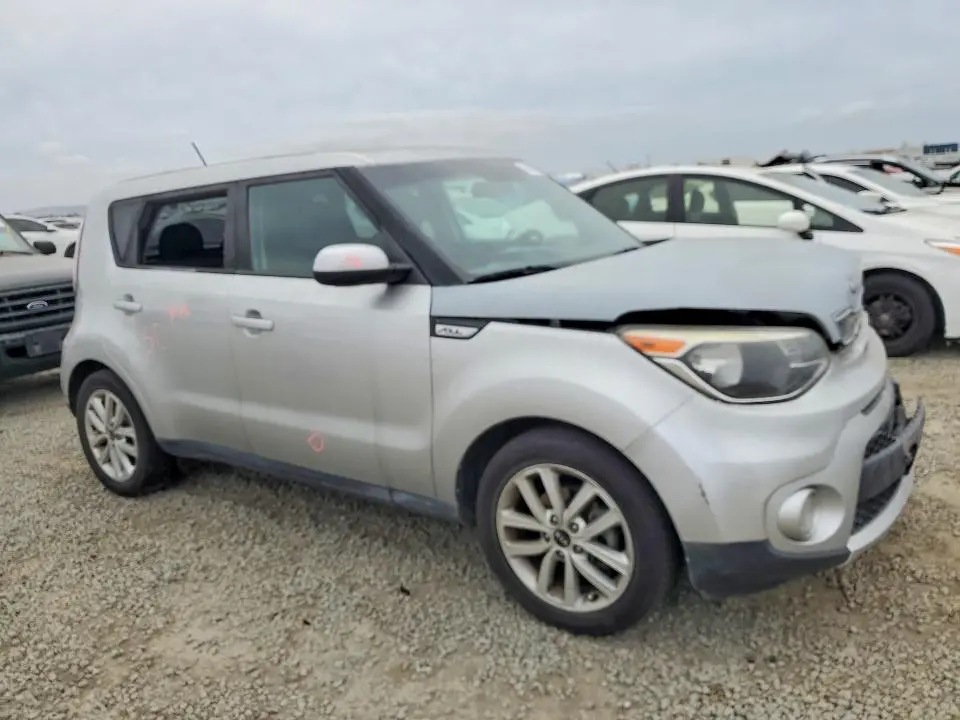2017 KIA SOUL +  