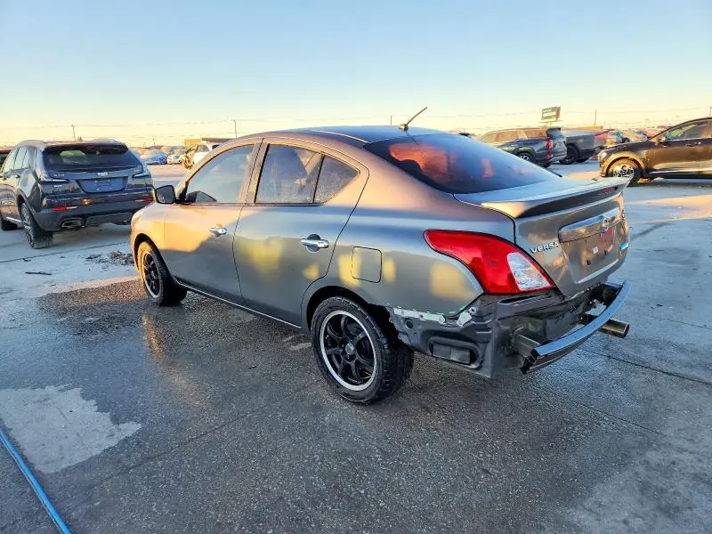 2016 NISSAN VERSA S  