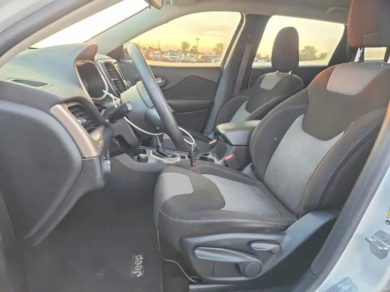 2017 JEEP CHEROKEE SPORT  
