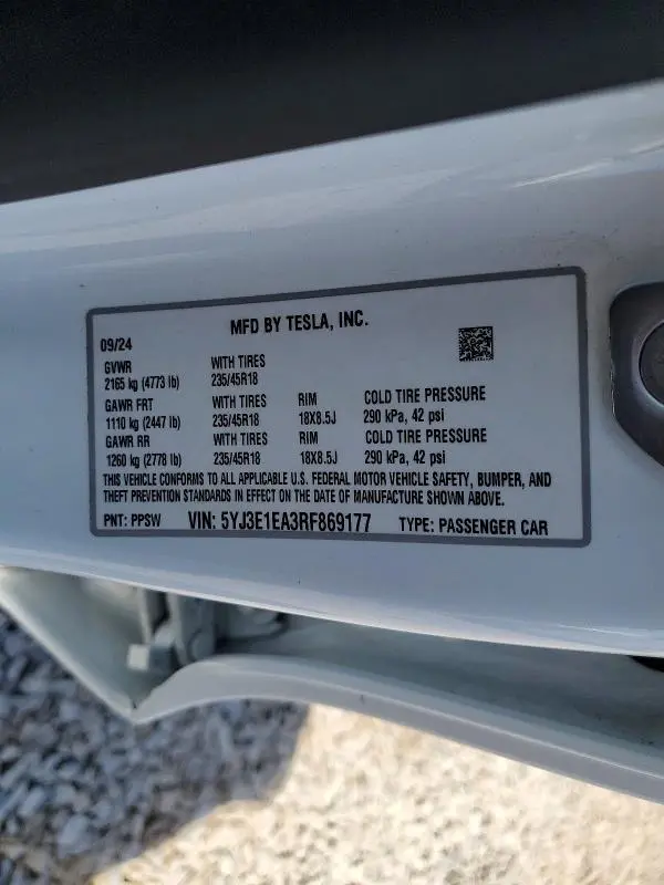 2024 TESLA MODEL 3   