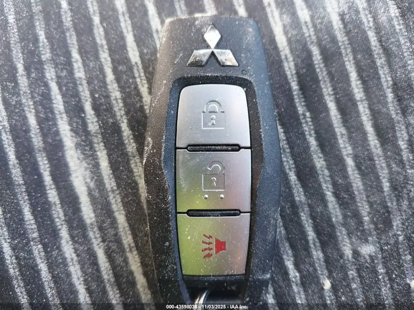 2023 MITSUBISHI OUTLANDER ES 2.5 S-AWC