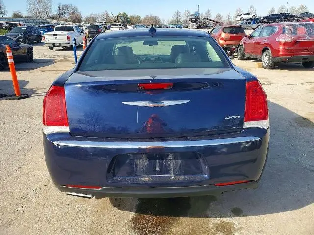 2017 CHRYSLER 300 LIMITED  