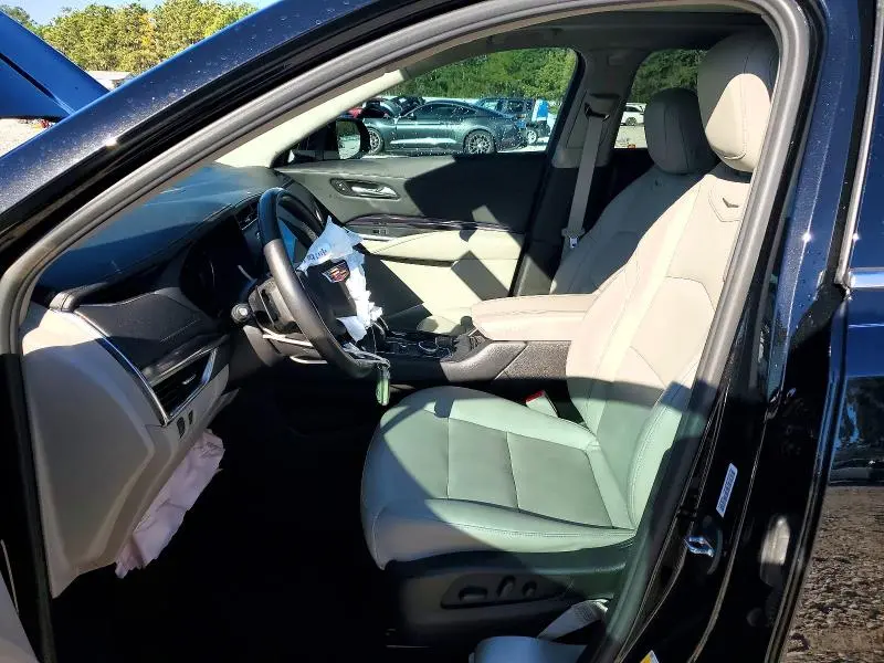 2023 CADILLAC XT4 LUXURY  