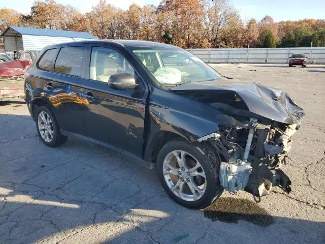 2014 MITSUBISHI OUTLANDER SE  