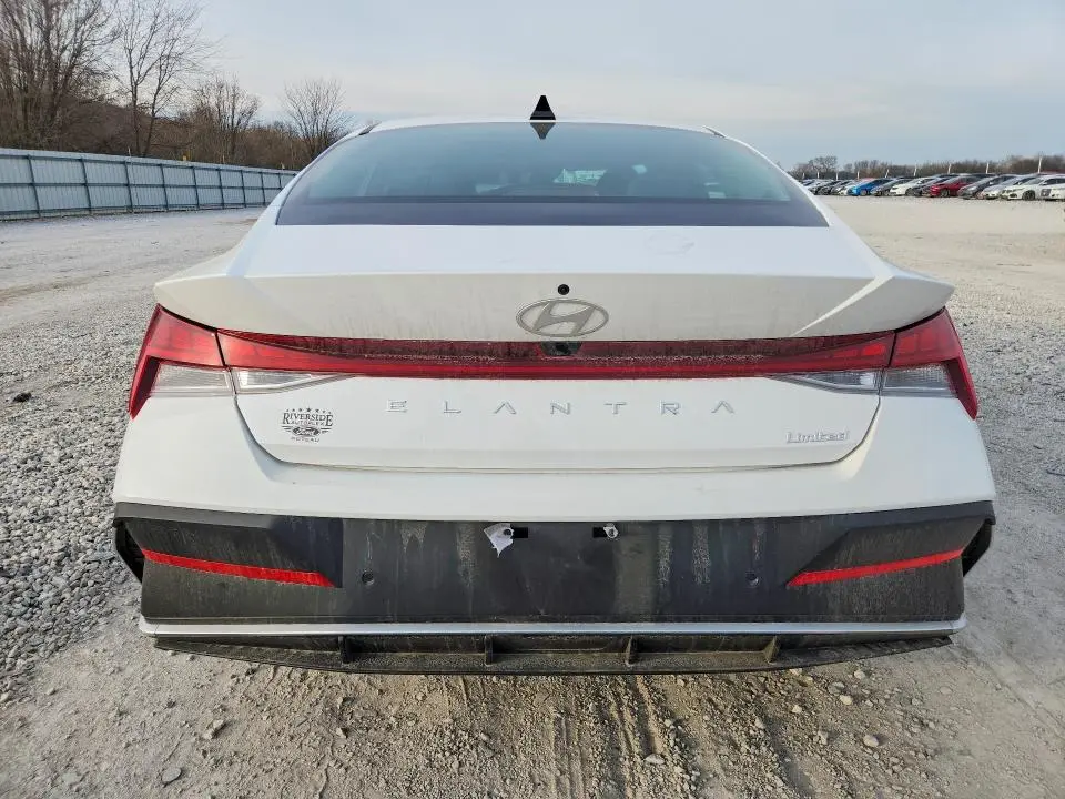 2024 HYUNDAI ELANTRA LIMITED  
