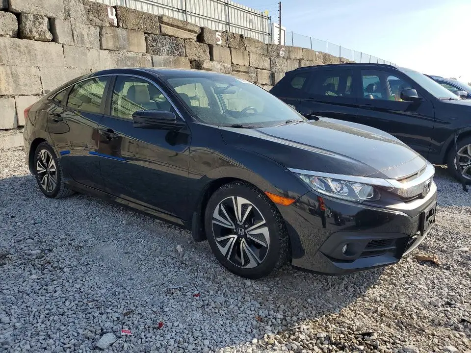 2018 HONDA CIVIC EX  