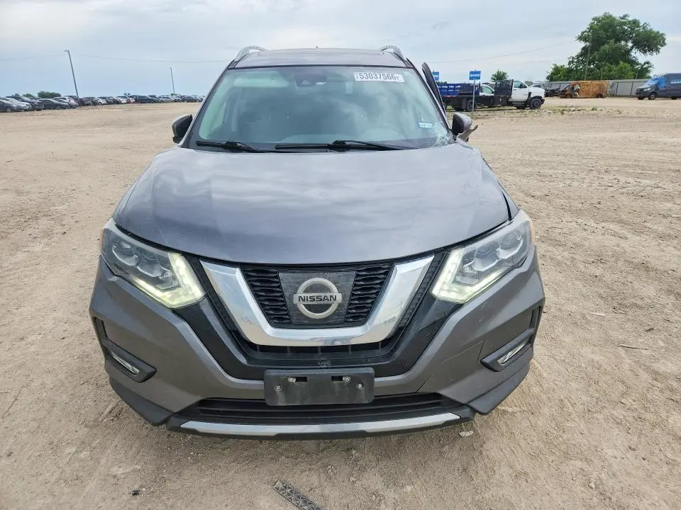 2017 NISSAN ROGUE SL  