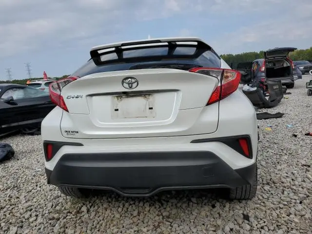2019 TOYOTA C-HR XLE