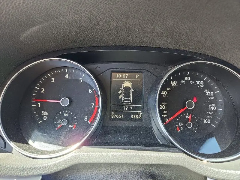 2016 VOLKSWAGEN PASSAT S  