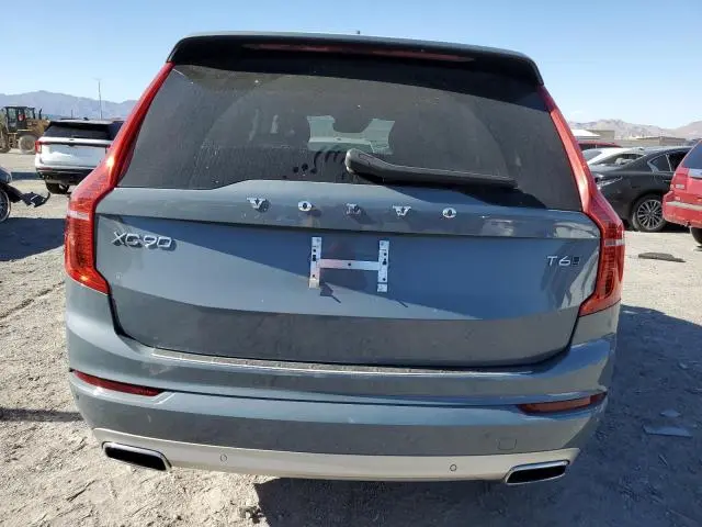 2021 VOLVO XC90 T6 MOMENTUM  