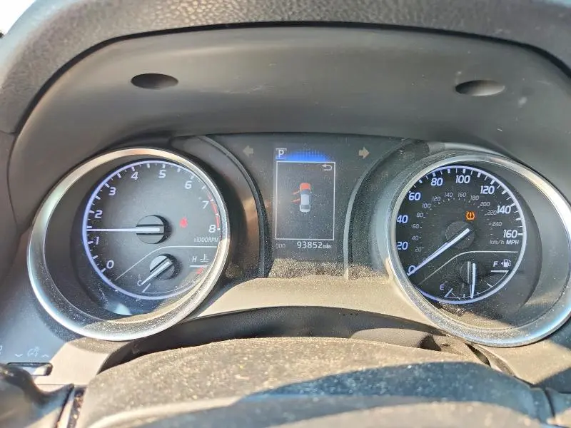 2018 TOYOTA CAMRY SE  