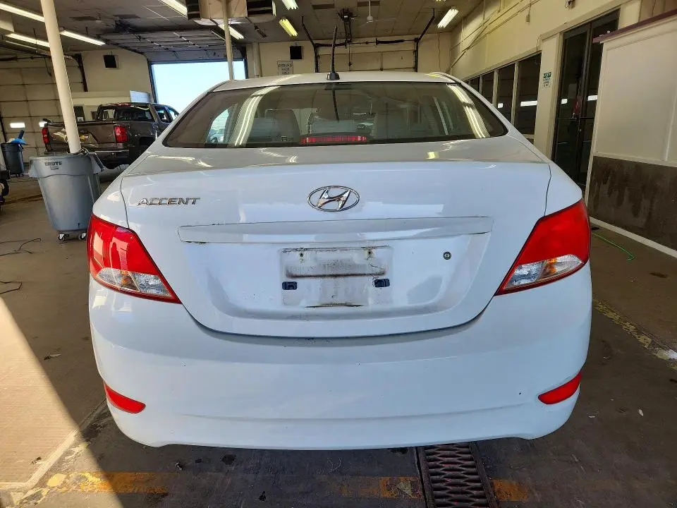 2016 HYUNDAI ACCENT SE  
