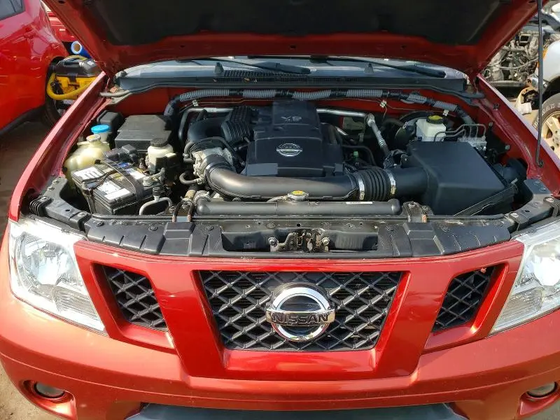 2012 NISSAN FRONTIER SV V6  
