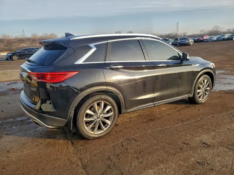2021 INFINITI QX50 LUXE  