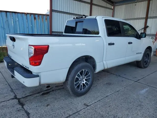 2024 NISSAN TITAN SV  