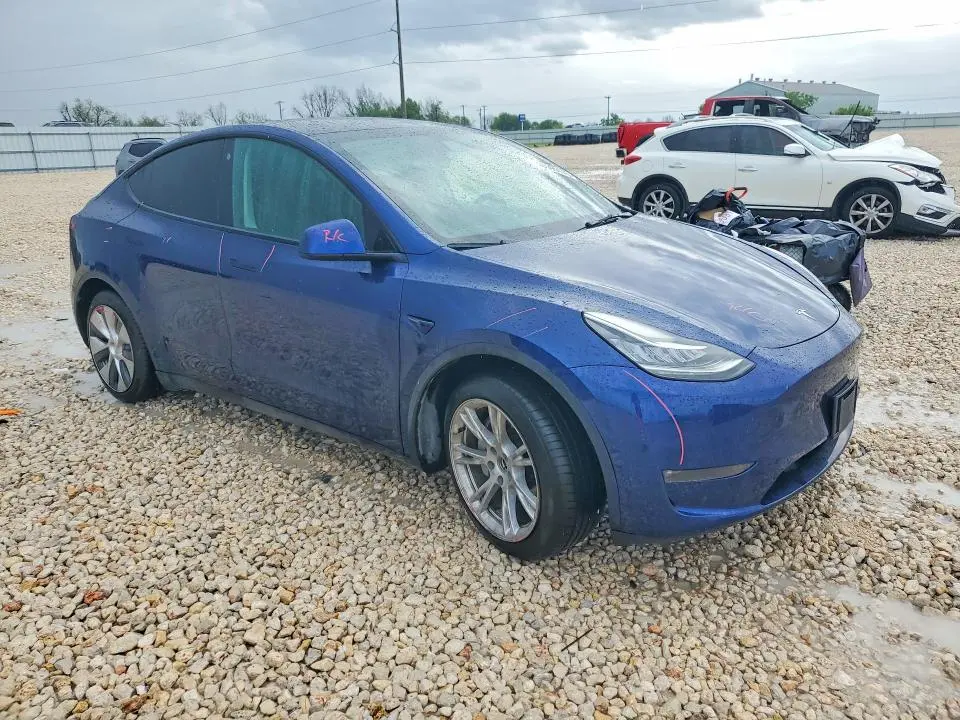 2022 TESLA MODEL Y   