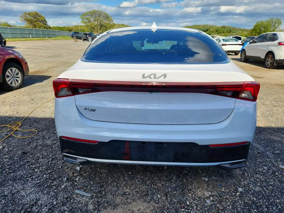 2022 KIA K5 LXS  