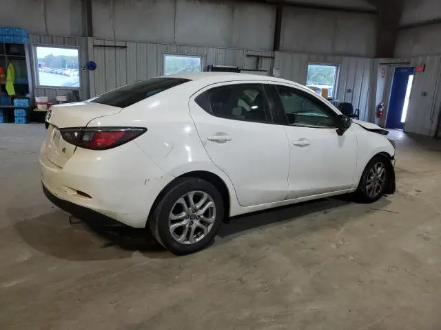 2017 TOYOTA YARIS IA   