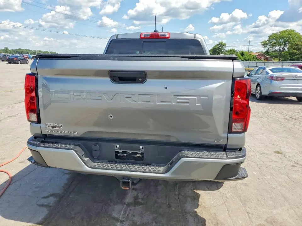 2024 CHEVROLET COLORADO LT  
