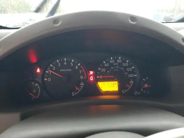 2014 NISSAN FRONTIER S  