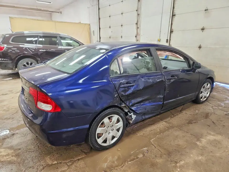 2011 HONDA CIVIC LX  