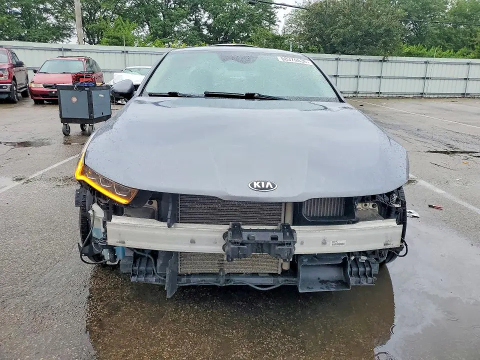 2021 KIA K5 LXS  