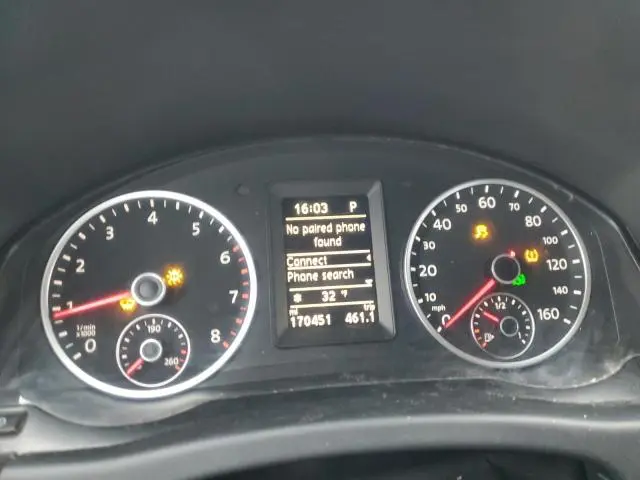 2013 VOLKSWAGEN TIGUAN S  