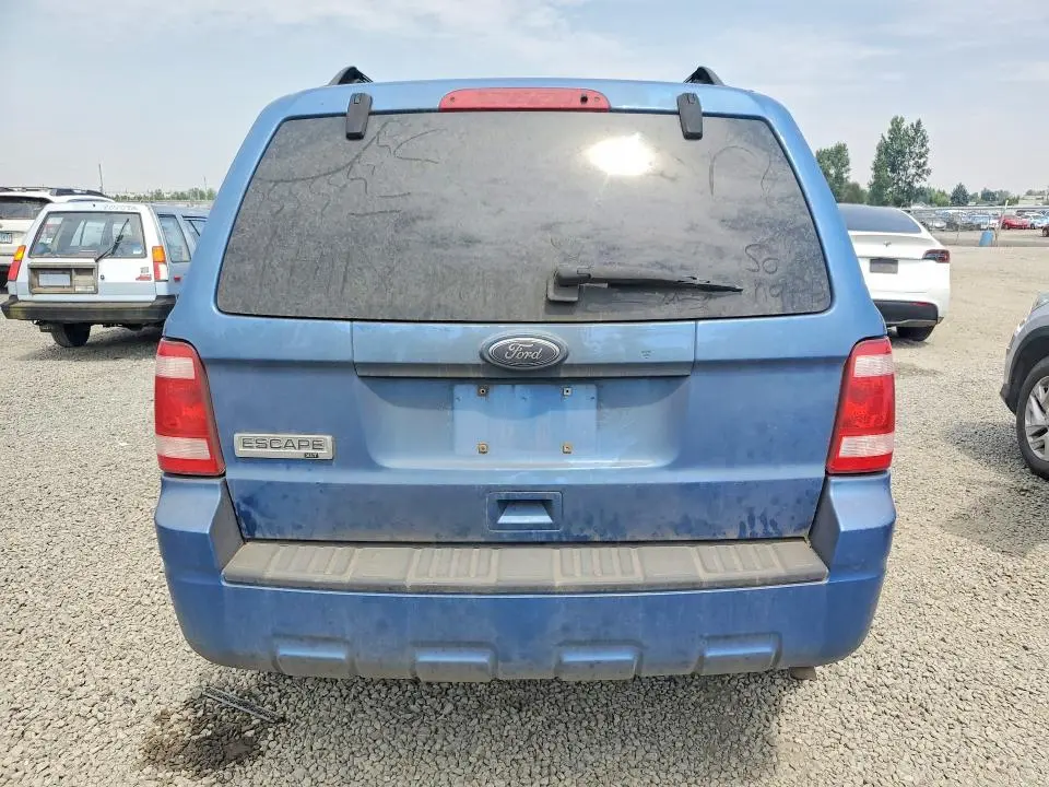 2010 FORD ESCAPE XLT  