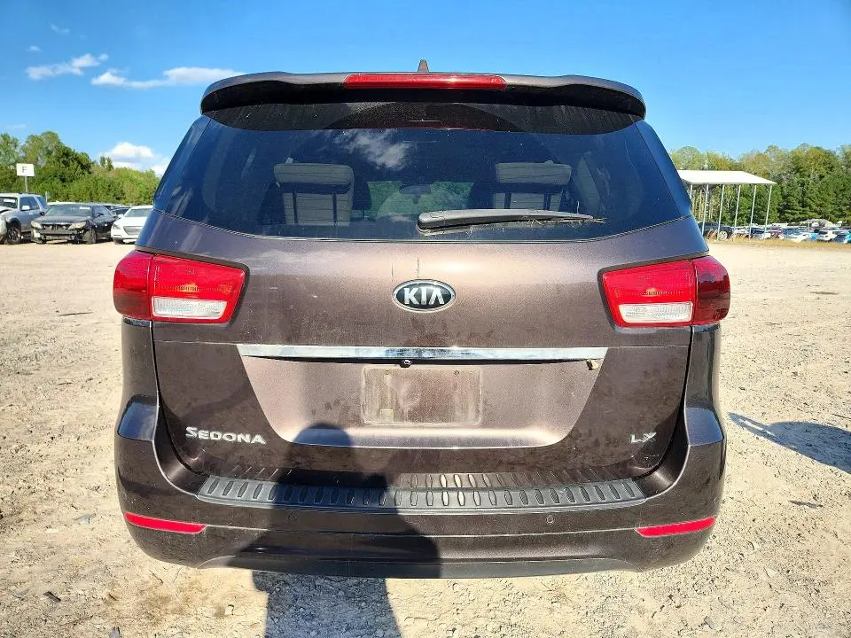 2016 KIA SEDONA LX  
