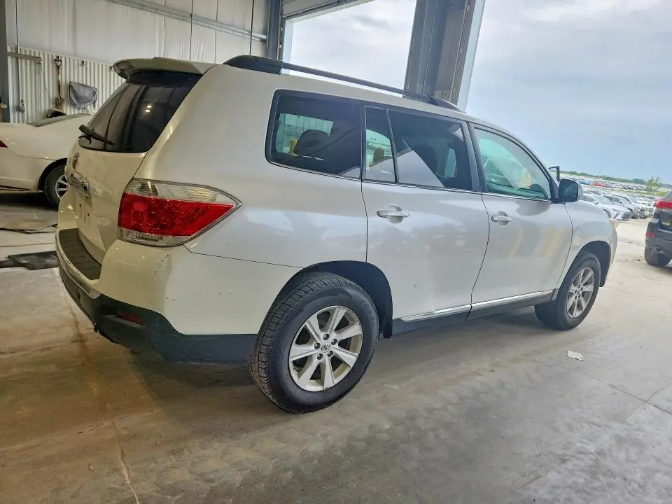 2012 TOYOTA HIGHLANDER BASE  