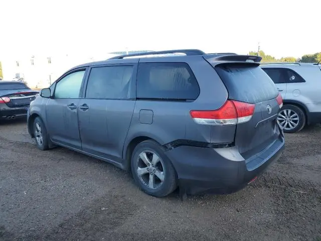 2012 TOYOTA SIENNA LE  