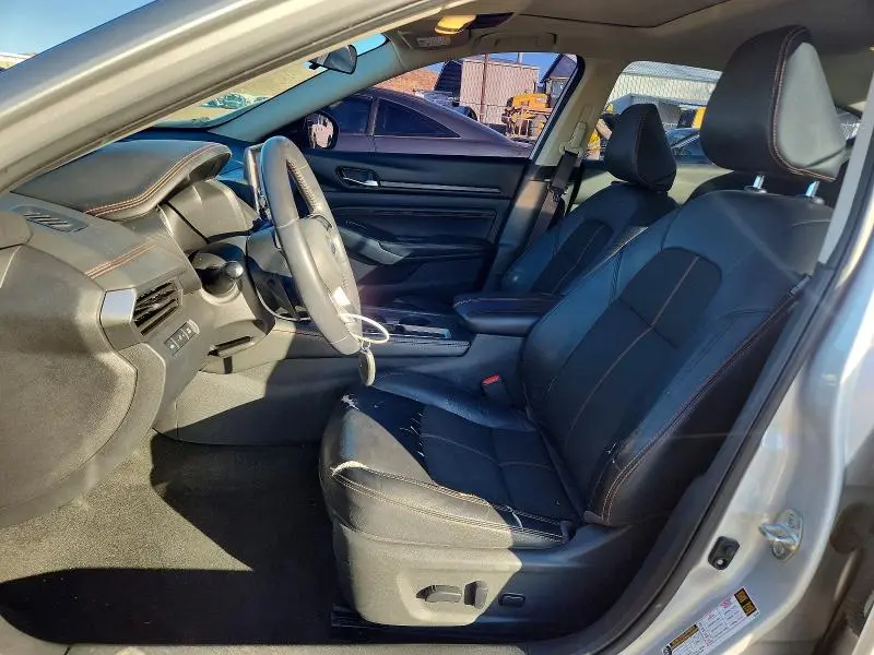 2020 NISSAN ALTIMA SR  